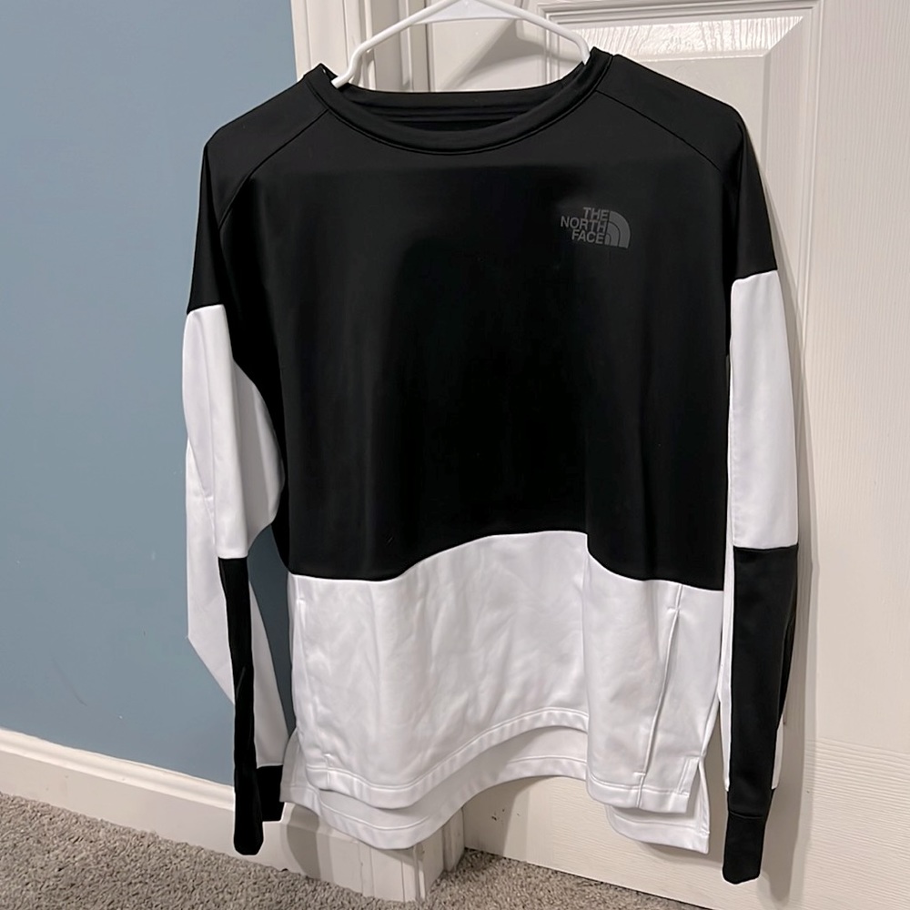 Women’s North Face Crewneck